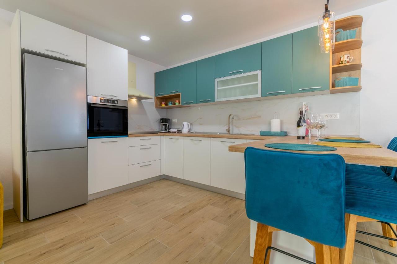 City Apartment 4 & 6 マカルスカ エクステリア 写真