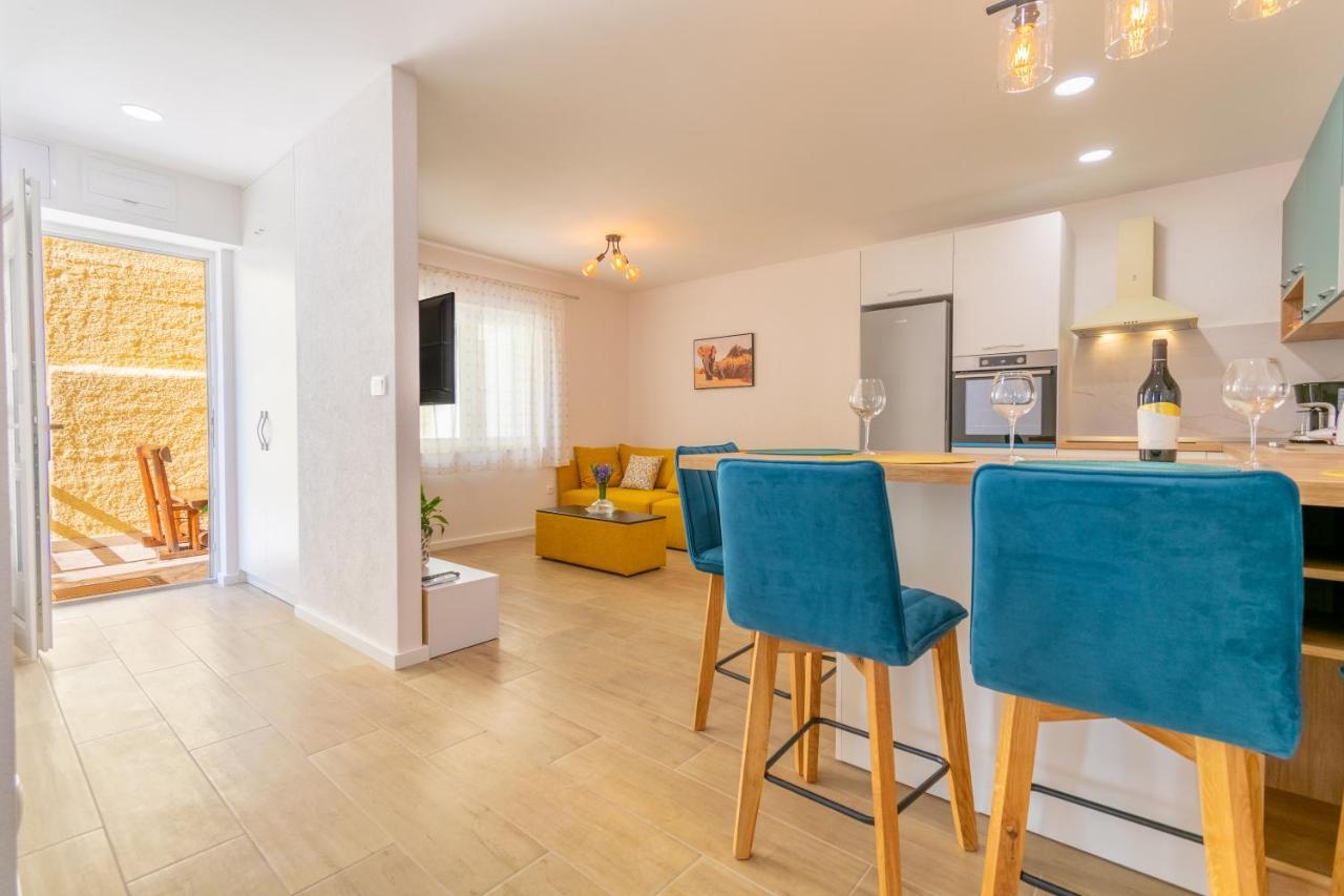 City Apartment 4 & 6 マカルスカ エクステリア 写真