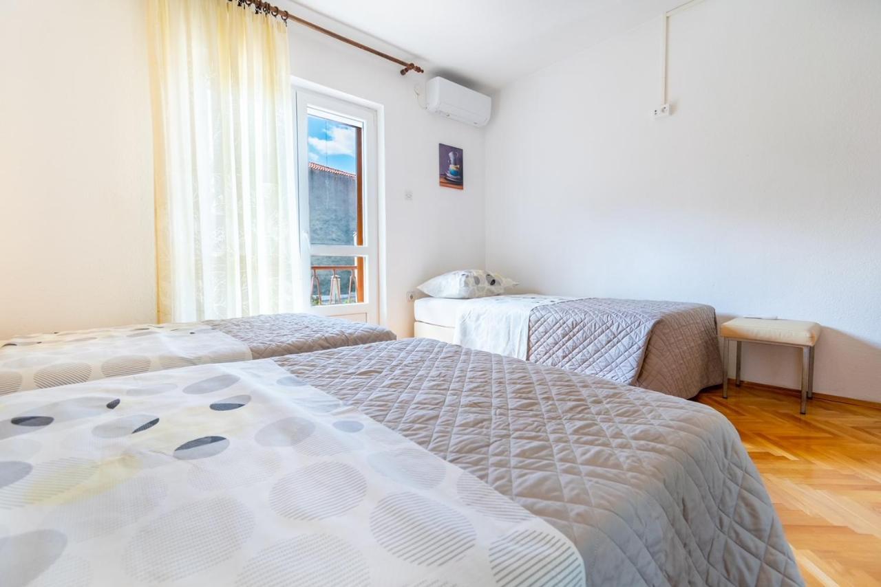 City Apartment 4 & 6 マカルスカ エクステリア 写真